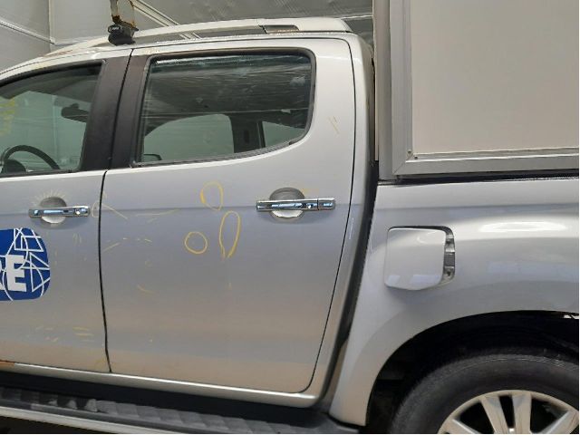 Dør venstre bak til Isuzu D-Max 2017-2020 (Type II, Fase 2) (ISUZU|8-98108-219-5|)