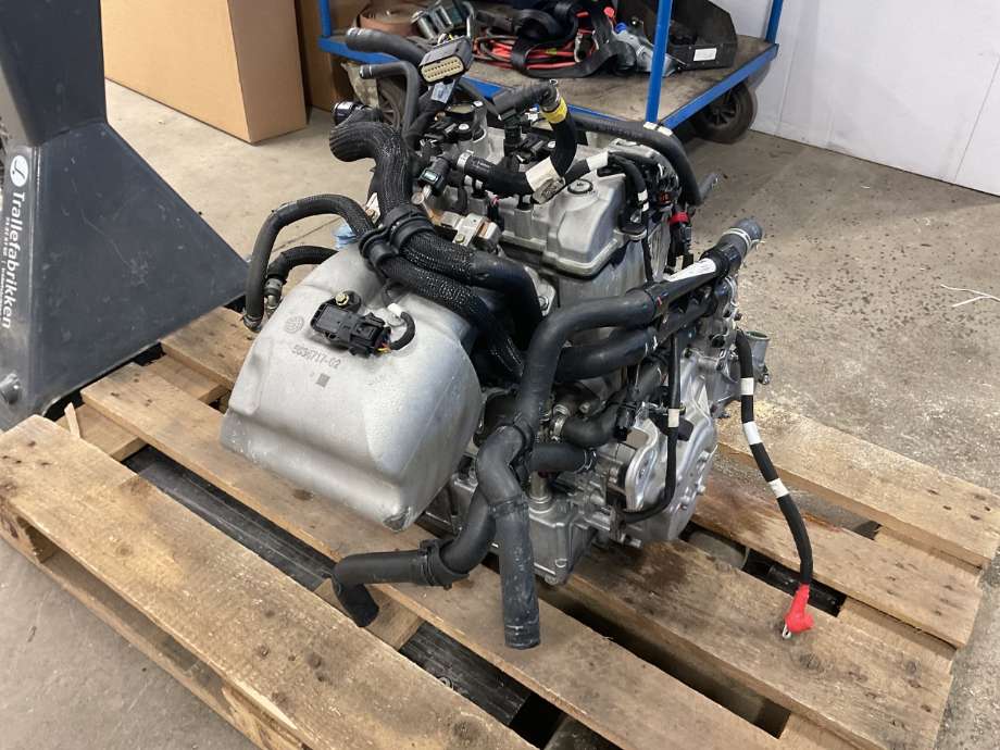 Motor bensin til Snøscooter Polaris øvrige 0-->>  (Pro Star S4 Nor||S4 1000 ccm)