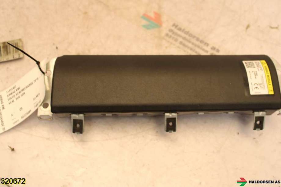 Airbag kne til Volvo XC40 2018-2024  (VOLVO|31455402|)