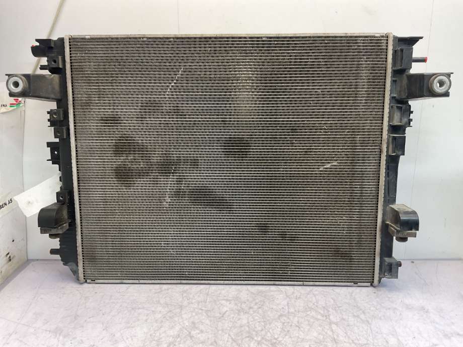 Radiator (automat gir) til Dodge RAM 2009-2018 (Type IV) (DODGE|68232742AA|)