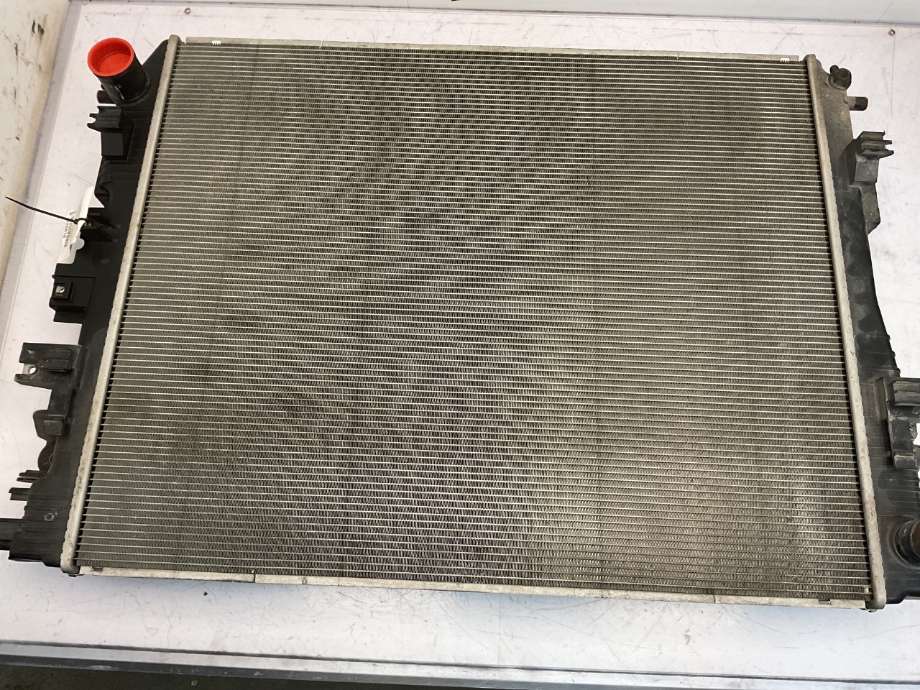 Radiator (automat gir) til Dodge RAM 2009-2018 (Type IV) (DODGE|68232742AA|)