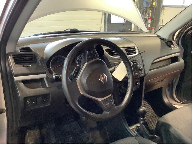 Dashbord til Suzuki Swift 2011-2017 (SUZUKI|)