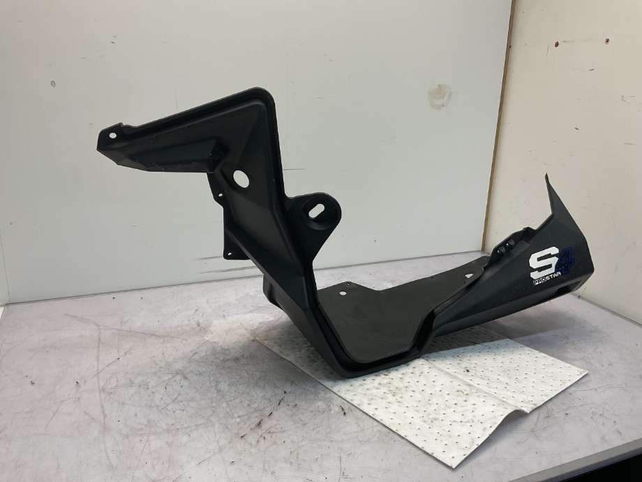 MC, Kåpe, venstre til Snøscooter Polaris øvrige, 0-->>  (POLARIS Pro Sta|)