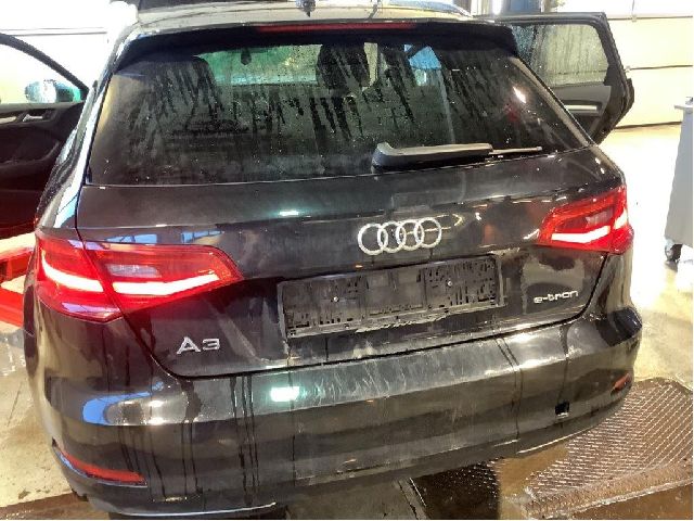 Bakluke combi til Audi A3 2012-2016 (Type III, Fase 1)  (AUDI|8V4 827 025 D|)