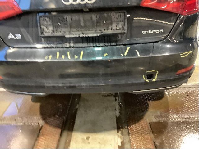 Støtfanger bak til Audi A3 2012-2016 (Type III, Fase 1)  (AUDI|8V4 807 067 G|)