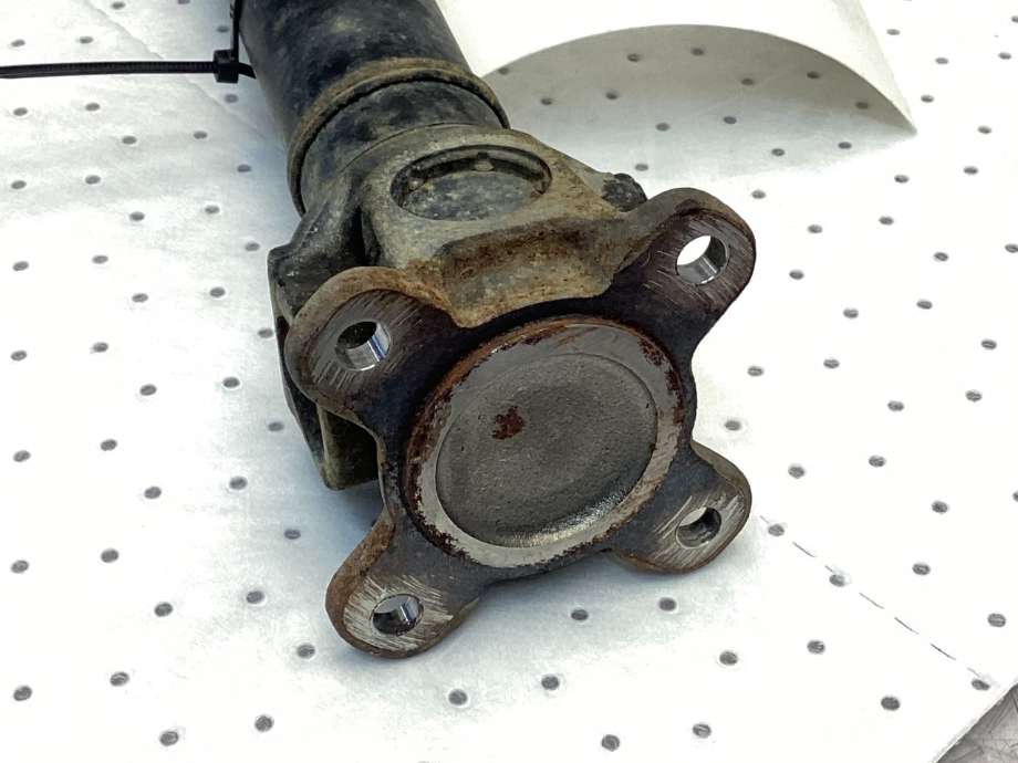Mellomaksel fremre til BMW X1 2009-2015 (E84) (E84) (BMW|26 20 9 488 491|)