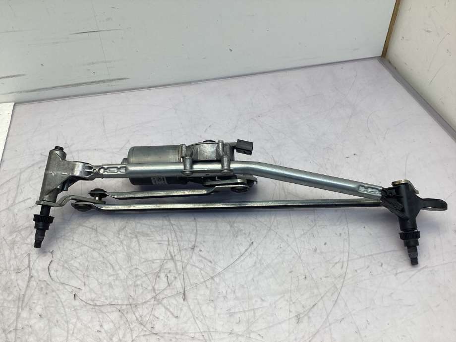 Viskermotor frontrute til BMW X1 2009-2015 (E84) (E84) (BMW|61 61 2 990 025|)