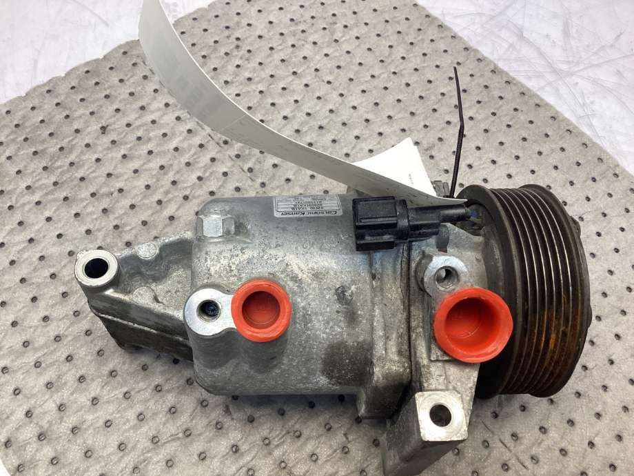 Aircondition kompressor til Nissan Juke 2010-2014 (Fase 1)  (NISSAN|926001KA1B|)