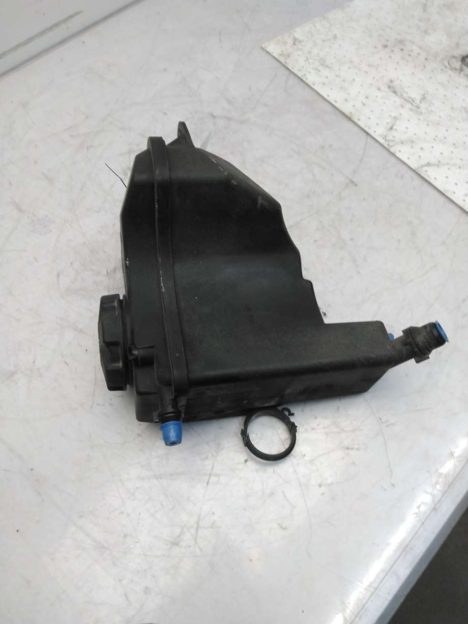Ekspansjonstank til BMW 3-Serie 2005-2011 (E90/E91/E92/E93) (E90/E91/E92/E93) (BMW||7810592-02)