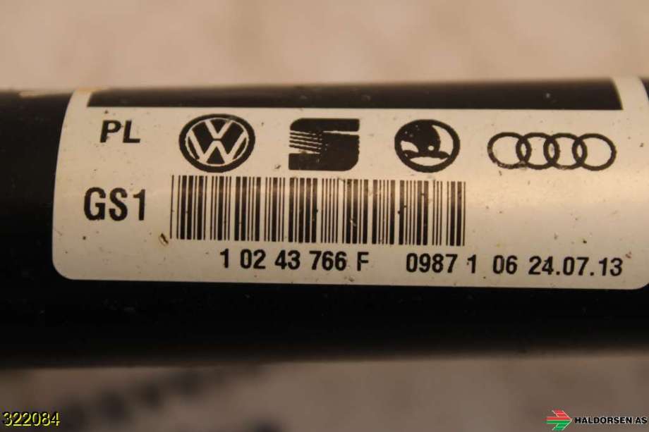 Drivaksel venstre foran til VW Transporter / Caravelle 2009-2015 (Fase 2) (T5) (T5) (VOLKSWAGEN|7E0 407 271 R|)