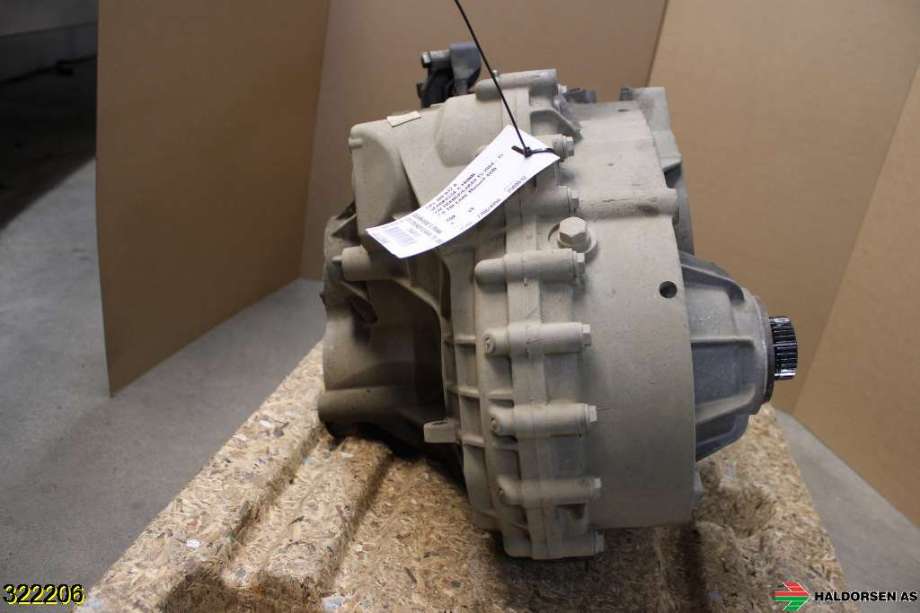 Girkasse manuell 6-trinn til VW Transporter / Caravelle 2009-2015 (Fase 2) (T5) (T5) (VOLKSWAGEN|0A5 300 012 A|KQK)