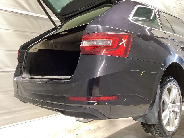 Støtfanger bak til Škoda Superb, 2015-->> (Type III)  (SKODA|3V9 807 421)