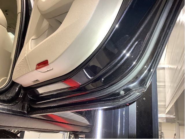 Dør høyre bak til Škoda Superb 2015-->> (Type III)  (SKODA|3V9 833 052|)