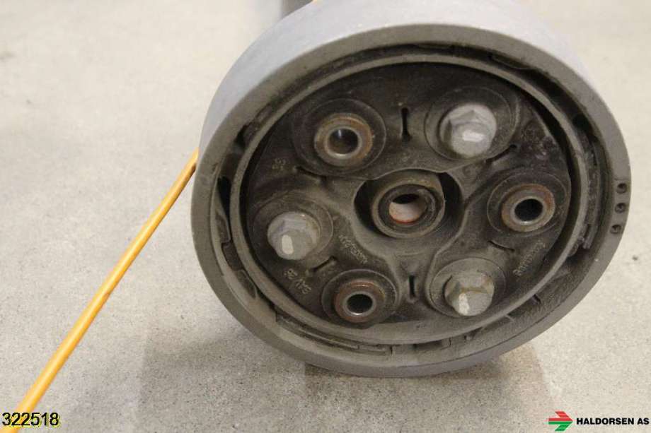 Mellomaksel til VW Passat 2011-2015 (B7) (B7) (VOLKSWAGEN|3C0 521 101 AG|)