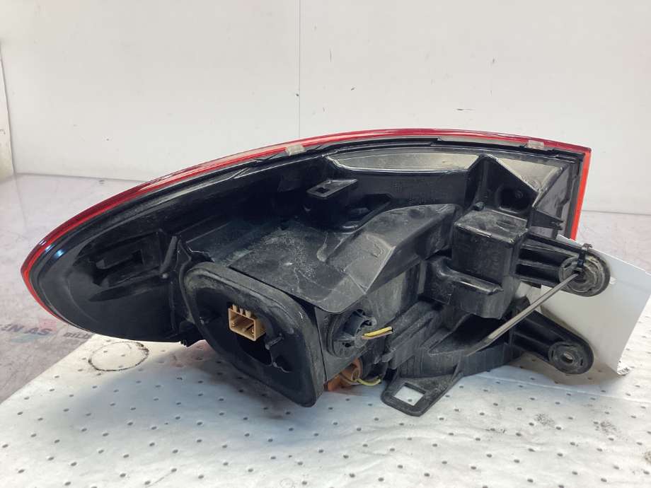 Baklykt høyre til VW Tiguan 2011-2016 (Type I, Fase 2)  (VOLKSWAGEN|5N0 945 208|)