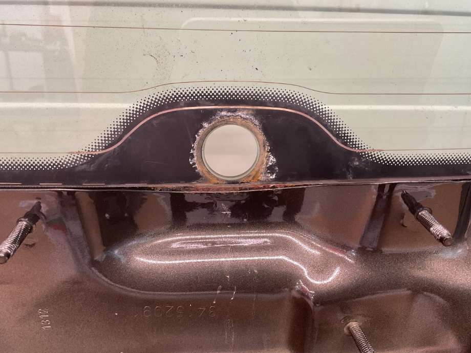Bakluke til VW Passat 2011-2015 (B7) (B7) (VOLKSWAGEN|3AF 827 025 A|)