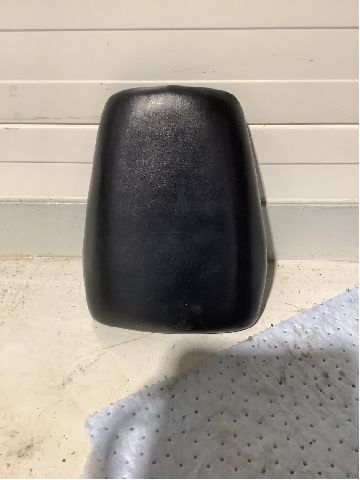 MC, Sal/sete, bakre til MC Honda Øvrige, 0-->>  (Honda CBR125R|77300-KPP-900)