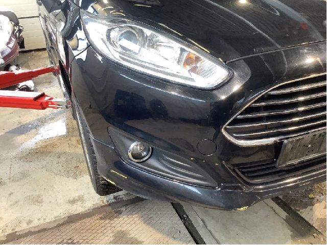 Støtfanger foran til Ford Fiesta, 2013-2017 (Type VI, Fase 2)  (FORD|1814802)