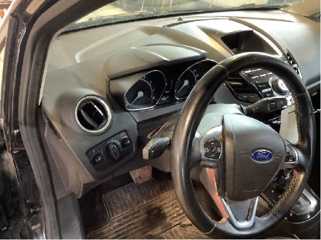 Dashbord til Ford Fiesta, 2013-2017 (Type VI, Fase 2)  (FORD|)