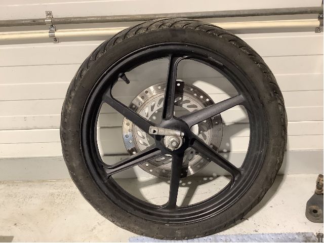 MC, Dekk til MC Honda Øvrige, 0-->>  (Honda CBR125R|44650-KPP-860ZB)