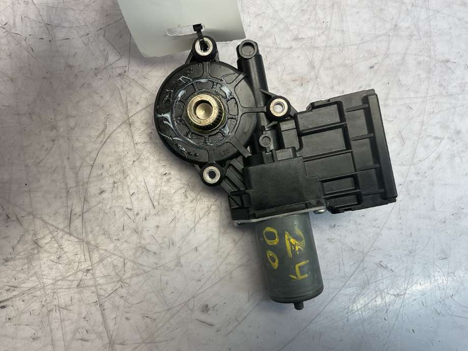 Ruteheis venstre til Toyota RAV4, 2019-->> (Type V)  (TOYOTA|8572012520)