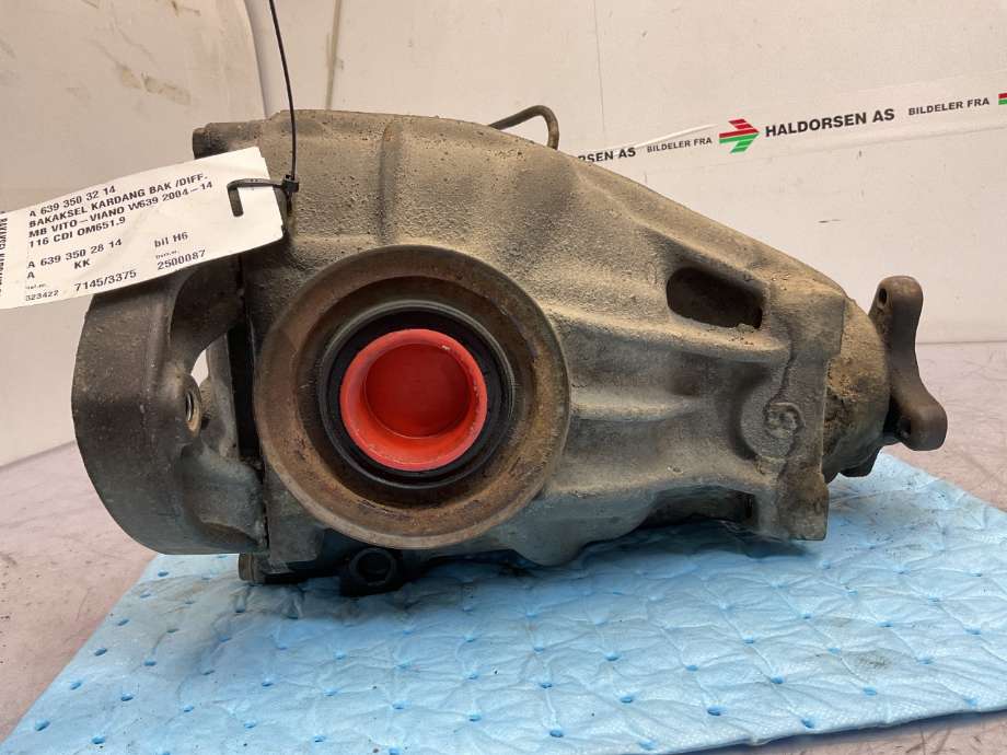 Kardang klokke bak til Mercedes Vito/Viano 2010-2014 (Fase 2) (W639) (W639) (MERCEDES|A 639 350 32 14|A 639 350 28 14|)