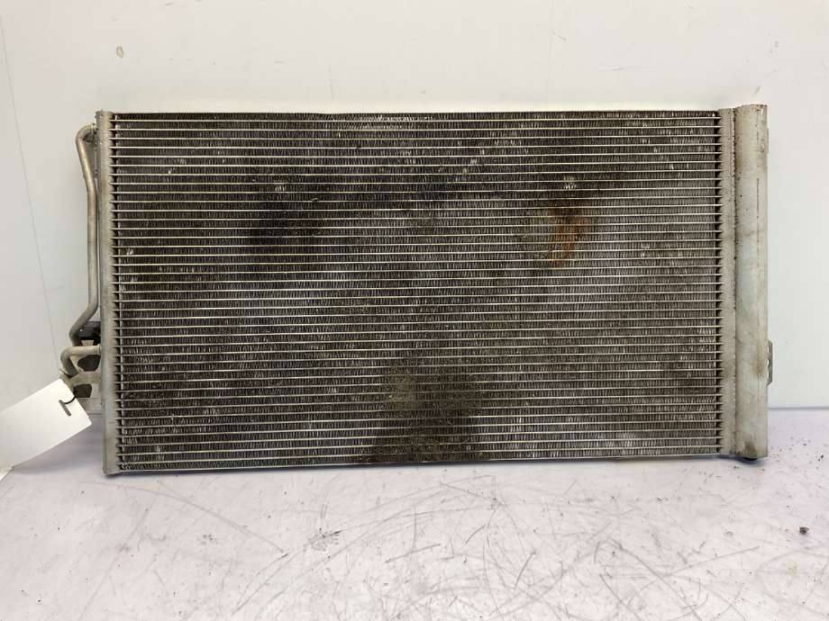 Aircondition radiator til Mercedes Vito/Viano 2010-2014 (Fase 2) (W639) (W639) (MERCEDES|A 639 835 02 70|)