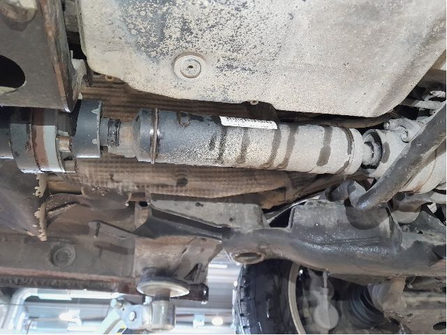 Mellomaksel fremre til Mercedes Vito/Viano 2010-2014 (Fase 2) (W639) (W639) (MERCEDES|A 639 410 32 01|)