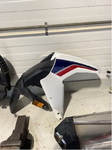 Diverse deler til MC Honda Øvrige, 0-->> (Honda CRF 1000L|61000-MJP-E50ZA)