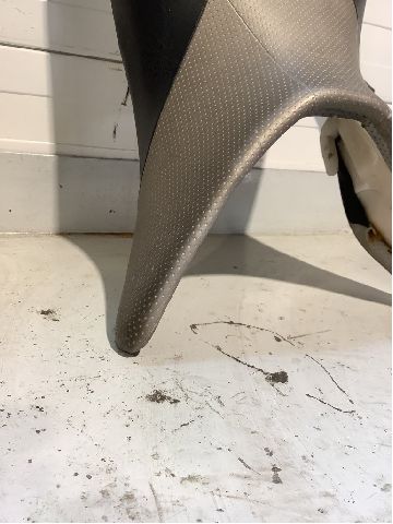 MC, Sal/sete, fremre til MC Suzuki Øvrige 0-->>  (SUZUKI GSR600U|4510044G01FNC|)