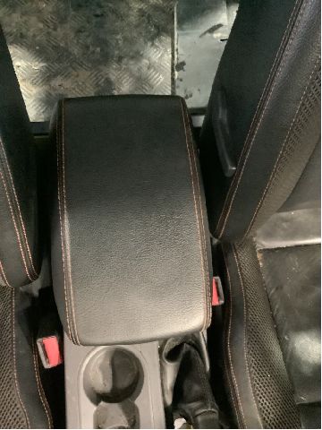 Sete armlene lokk til Ford Ranger / Ranger Raptor 2015-2022  (FORD|AB39-21045C74-BG3BIC|5336692|)