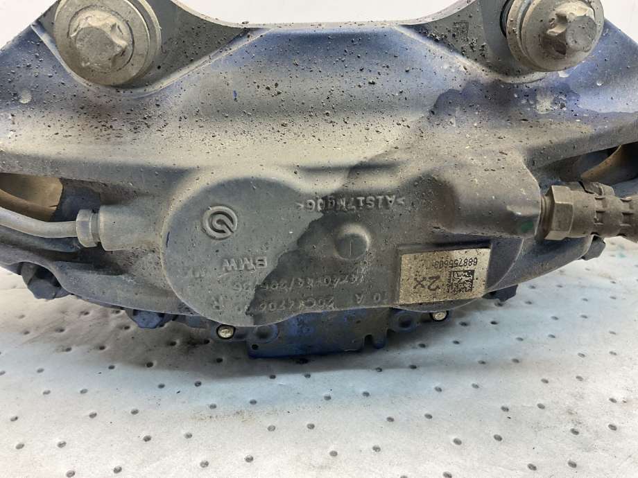 Bremsecaliper høyre foran til BMW X5 2018-->> (G05) (G05) (BMW|34 10 6 891 328|)