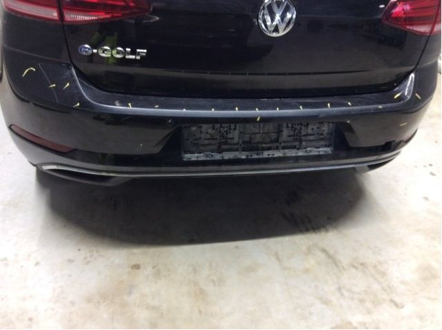 Støtfanger bak til VW e-Golf 2017-2020 (Fase 2)  (VOLKSWAGEN|5G6 807 417 BQ|5G6 807 568 R|)