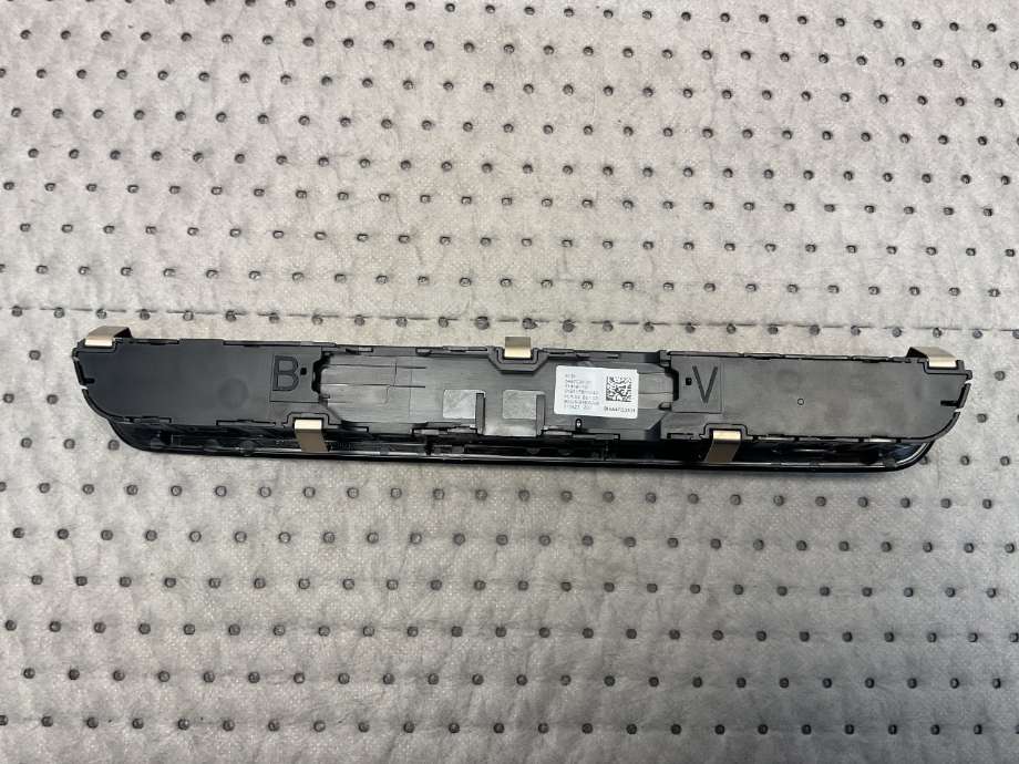Bilstereo diverse til BMW X5 2018-->> (G05) (G05) (BMW|61 31 5 A47 C31|)
