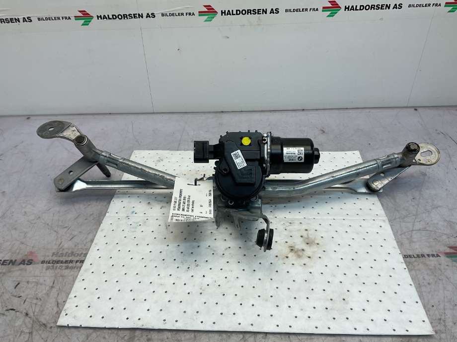 Viskermotor frontrute til BMW X5 2018-->> (G05) (G05) (BMW|61 61 9 880 517|)