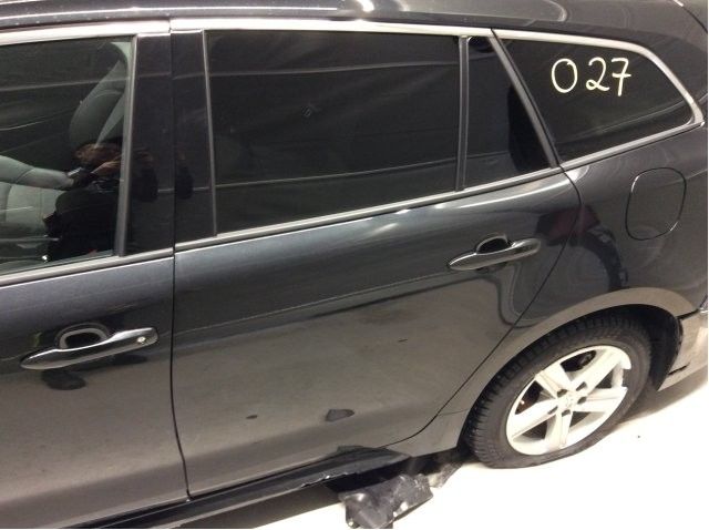 Dør venstre bak til Toyota Corolla 2019-->> (TOYOTA|6711402310|)