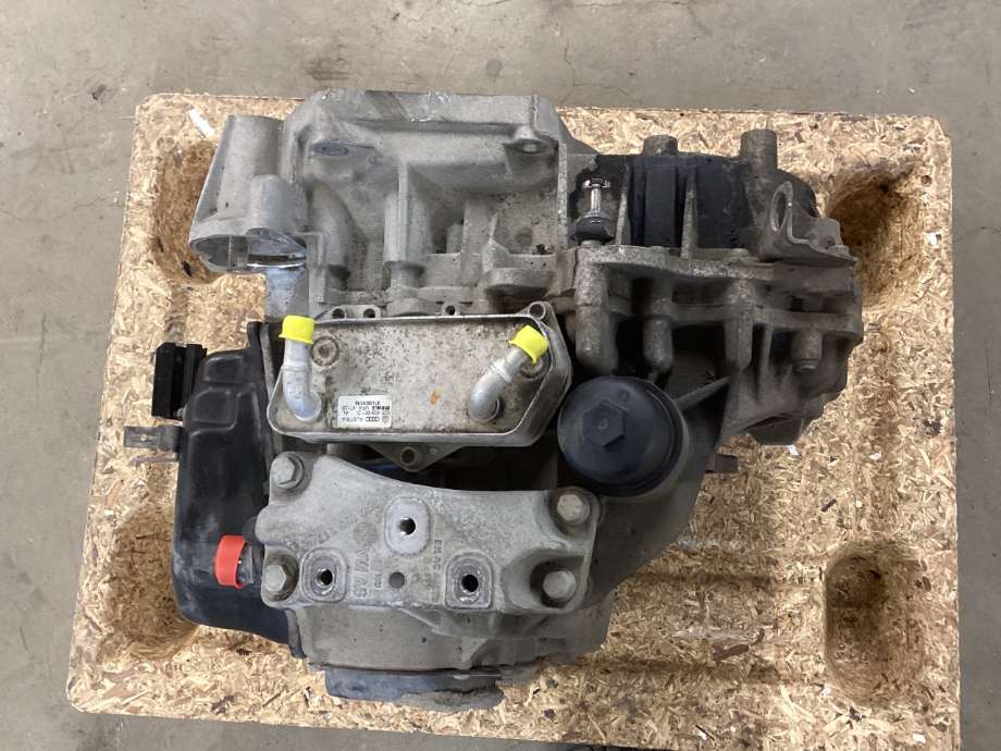 Girkasse automat til VW Passat 2015-2019 (Fase 1) (B8) (B8) (VOLKSWAGEN|0D9 300 014 K  00H|SFV|)