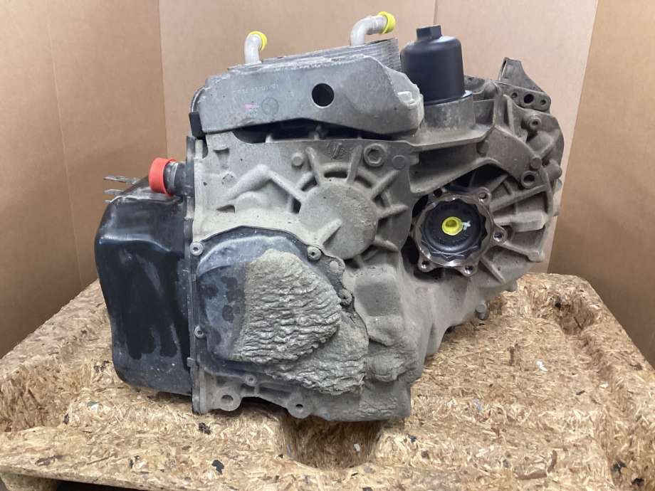 Girkasse automat til VW Passat 2015-2019 (Fase 1) (B8) (B8) (VOLKSWAGEN|0D9 300 014 K  00H|SFV|)