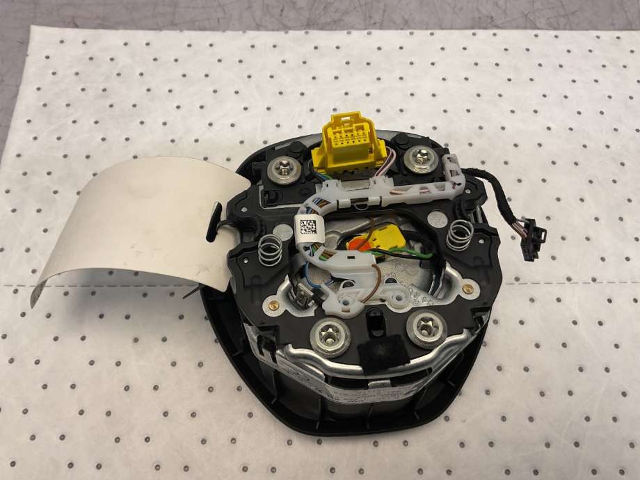 Airbag rattpute til VW Passat 2015-2019 (Fase 1) (B8) (B8) (VOLKSWAGEN|5G0 880 201 S 81U|)