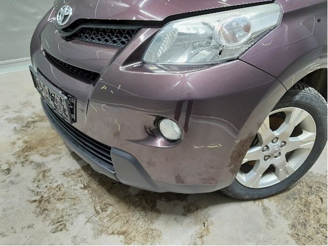 Støtfanger foran til Toyota Urban Cruiser 2009-2014  (TOYOTA|5211952953|)