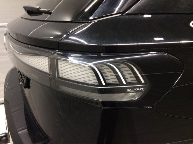 Baklykt høyre til VW ID.7 2023-->>  (VOLKSWAGEN|14B 945 208 A|)