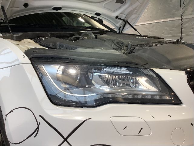 Frontlykt høyre halogen til Audi A7 2010-2014 (Type I, Fase 1)  (AUDI|4G8 941 030 AE|)