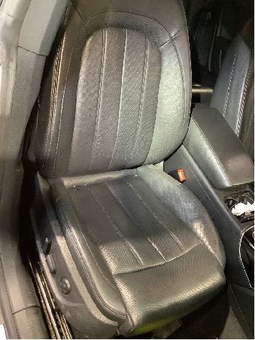 Sete foran høyre til Audi A7, 2010-2014 (Type I, Fase 1)  (AUDI|)