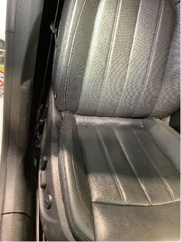 Sete foran høyre til Audi A7 2010-2014 (Type I, Fase 1)  (AUDI|)