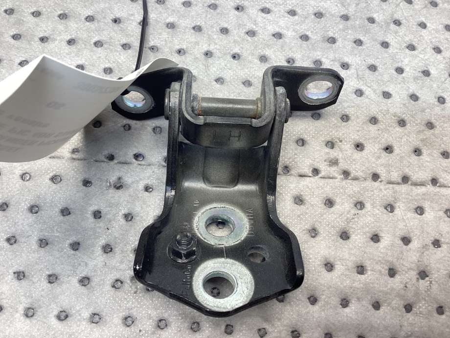 Hengsler til Ford Ranger / Ranger Raptor, 2015-2022 (FORD|2303968)