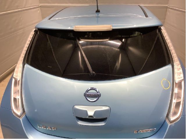 Bakluke combi til Nissan Leaf 2011-2017 (Type I)  (NISSAN|K01003NLMB|)