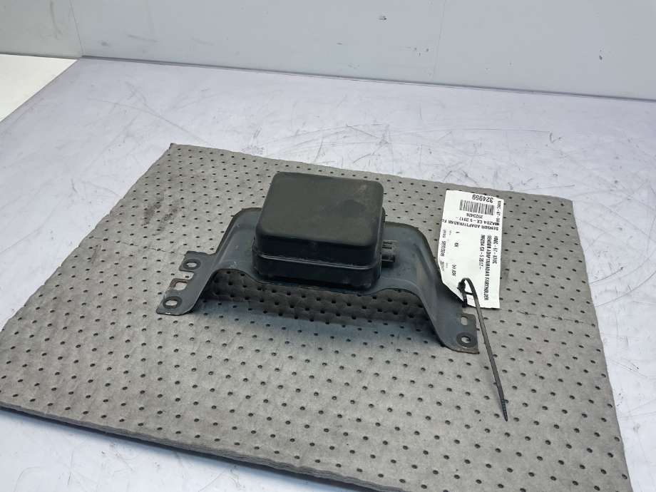 Sensor radar til Mazda CX-5 2017-->> (Type II)  (MAZDA|KB8C-67-XA1C|)