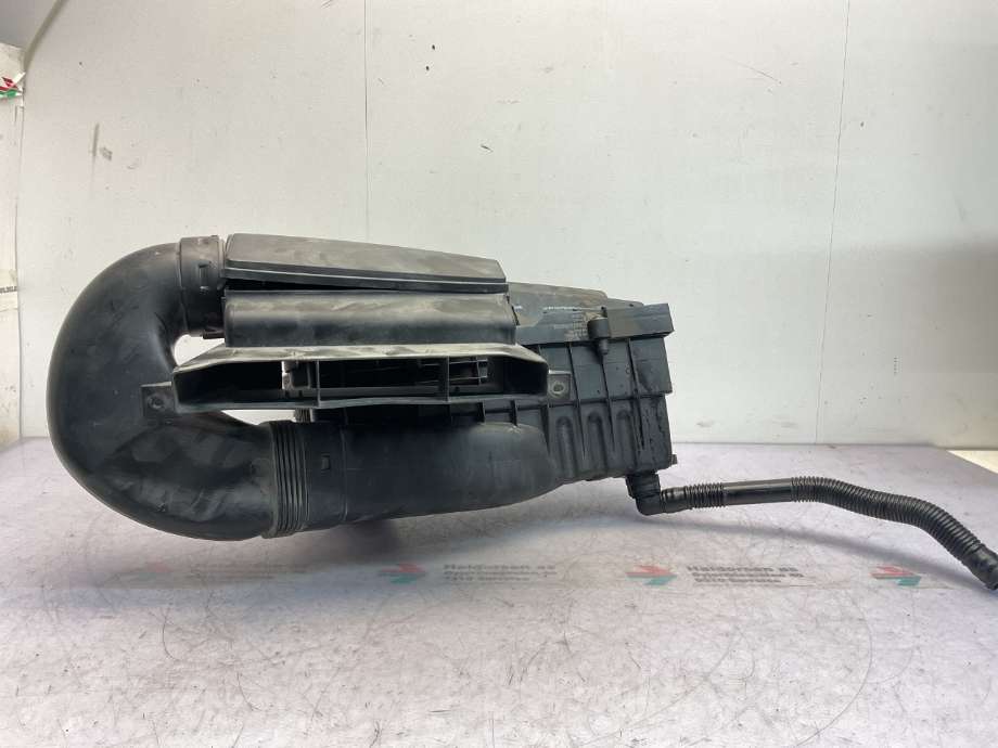 Luftfilterboks til VW Passat 2011-2015 (B7) (B7) (VOLKSWAGEN|3C0 129 607 BH|)