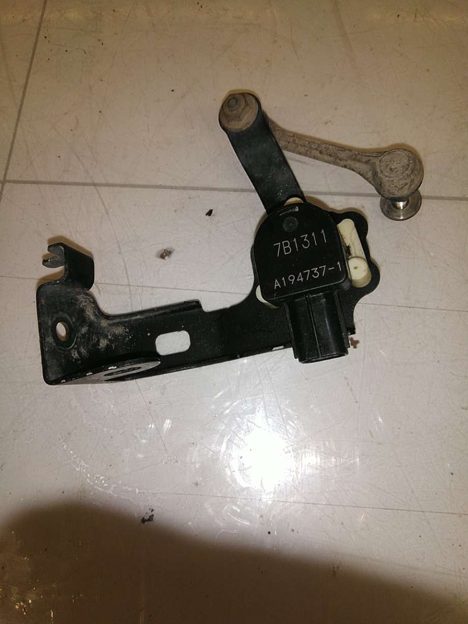 Sensor nivå til Toyota Prius, 2016-2023 (Type IV) (combi) (combi) (TOYOTA|)