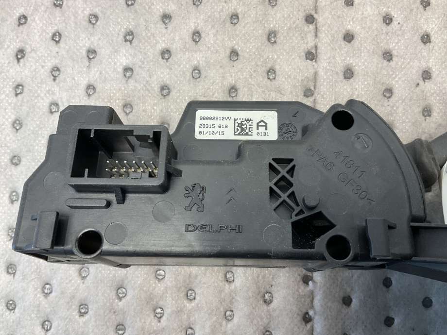 Girstang/girvelger automat til Citroën C4, Picasso 2013-2018 (Type II)  (CITROEN|98 302 853 ZD|)